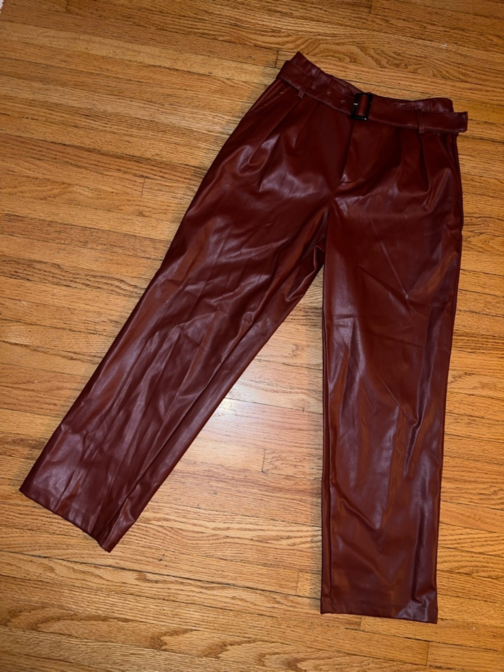 Who What Wear Men's Burgundy Faux Leather Belted Pants